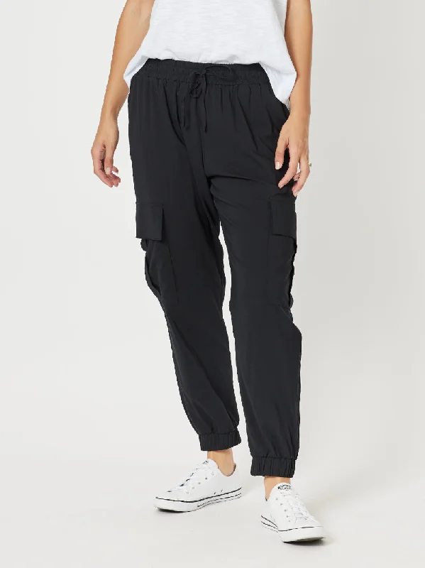 Parachute Cargo Pant - Black Cozy Fitted Pants