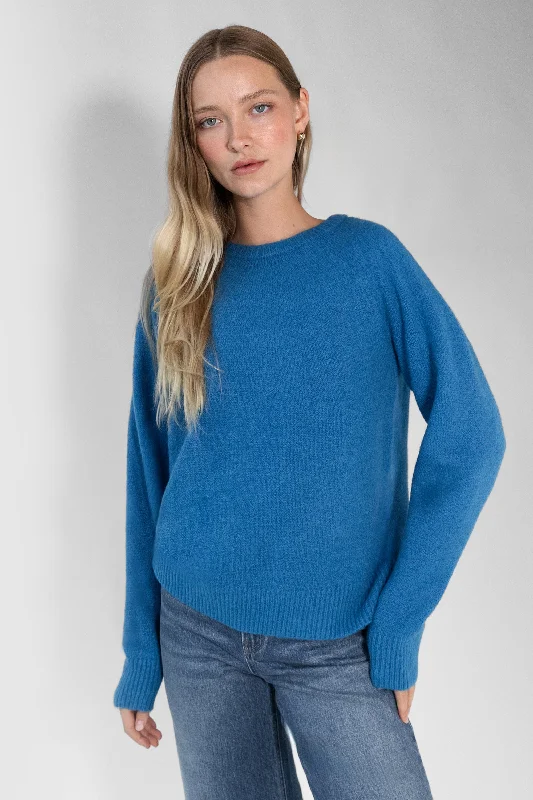 BLUE CREWNECK SWEATER Fitted Slim Tailored