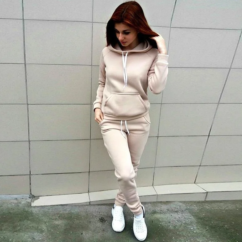 Wholesale fall fleece sportswear hoodie set for women 2PCS (CL8154) Hoodie with Ribbed Cuffs Snug Fit Comfort