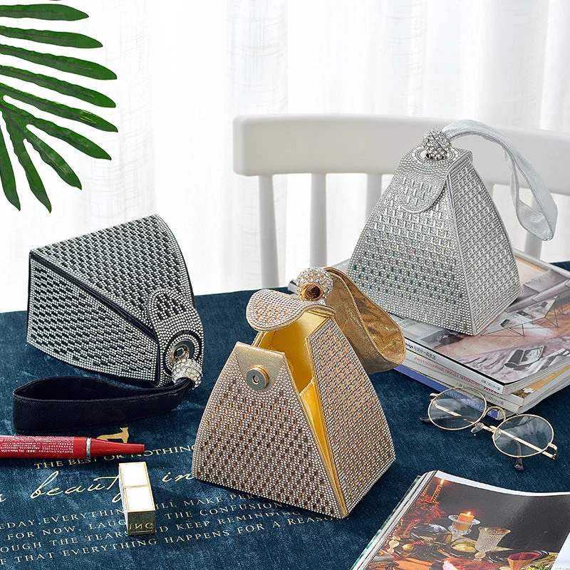 Triangle Handbag Diamond Handbag Banquet Bag Cheongsam Dress Bag Handbag Tunics Plaid country Triangle Handbag Diamond Handbag Banquet Bag Cheongsam Dress Bag Handbag Tunics Plaid country