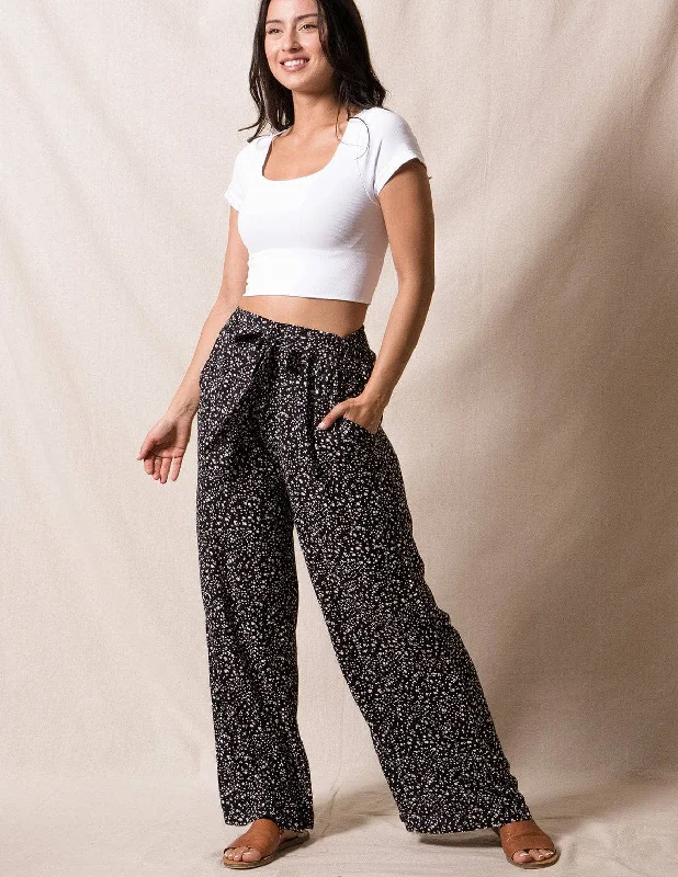 Yolanda Pocket Pants Chic Faux Leather Pants