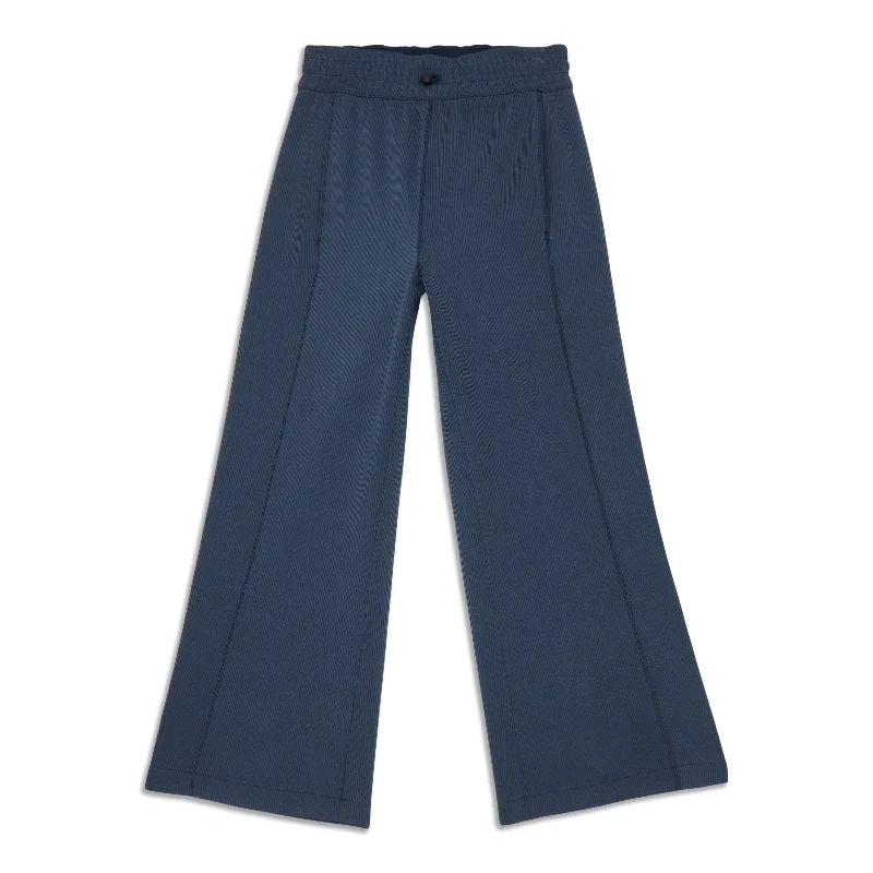Ribbed Softstreme Mid-Rise Wide-Leg Cropped Pant - Resale Comfy Athletic Pants