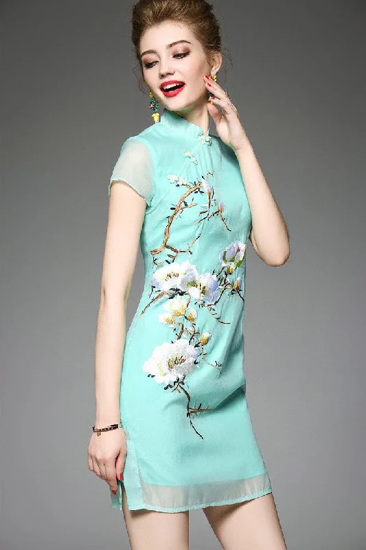 Floral Embroidered Qipao Dress Tunics Stylish modern