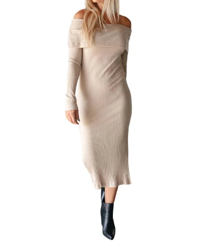 Kiah Sweater Dress In Beige Bright Pastel Dark