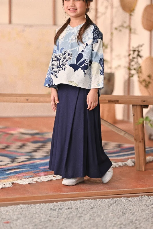 The Heiwa A-Line Skirt - Navy Blue a-line skirt cut