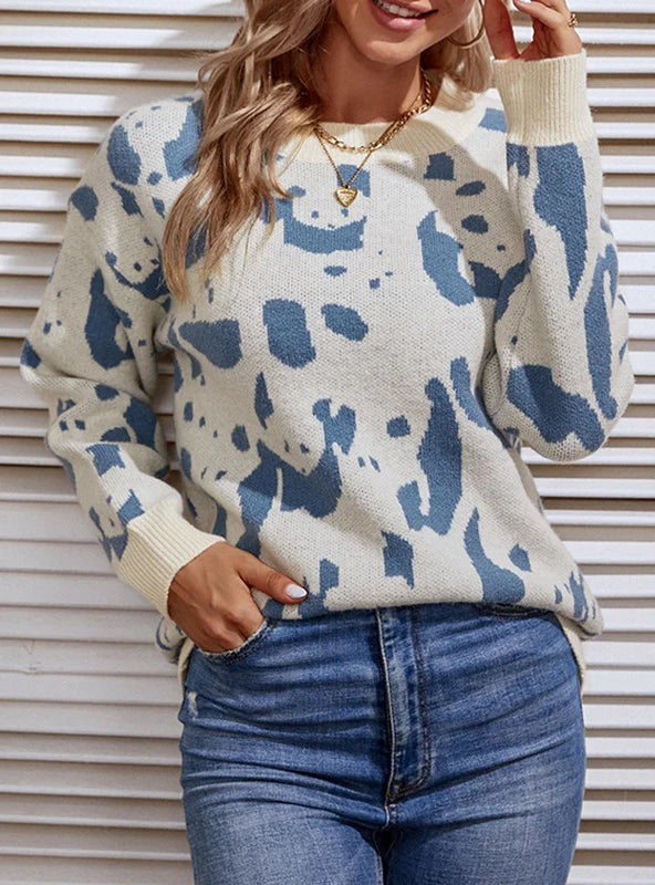 ROUND NECK CONTRAST ANIMAL PATTERN SWEATER Iron Safe Non-Iron Wrinkle Free