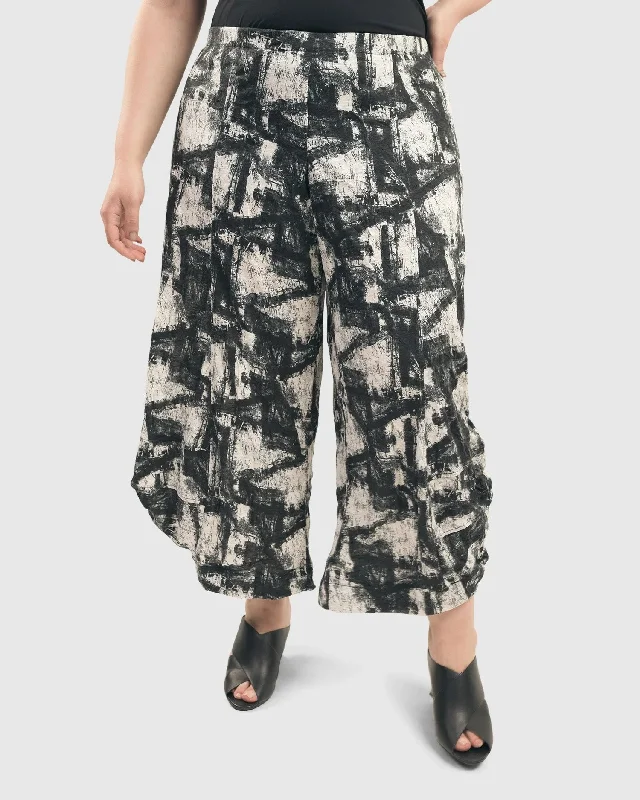 Marble Crinkle Punto Pants, Black Chic Capri Pants