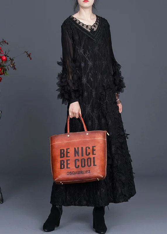Plus Size Black V Neck wrinkled Nail bead Fall Long Dresses