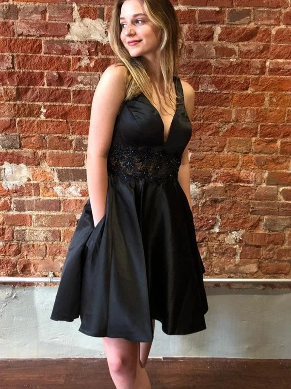 V Neck Beaded Black Short Prom Dresses with Lace Appliques, Black Floral Homecoming Dresses, Black Formal Evening Dresses Tunics Custom made