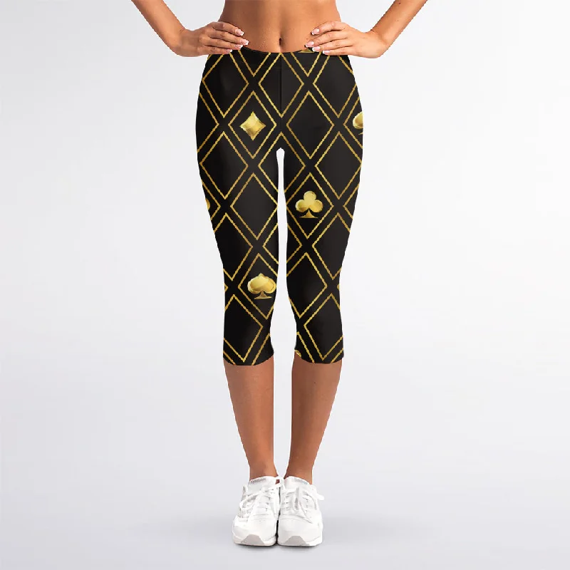 Gold Playing Card Suits Pattern Print Women's Capri Leggings Comfortable Workout Fitness Leggings