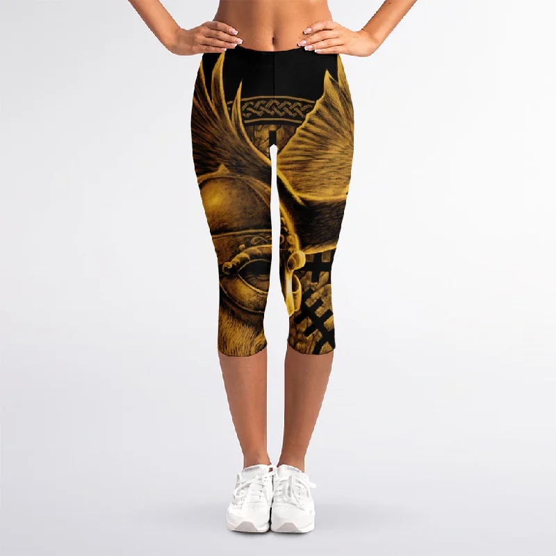 Gold Viking God Odin And Crow Print Women's Capri Leggings Trendy Sports Performance Leggings