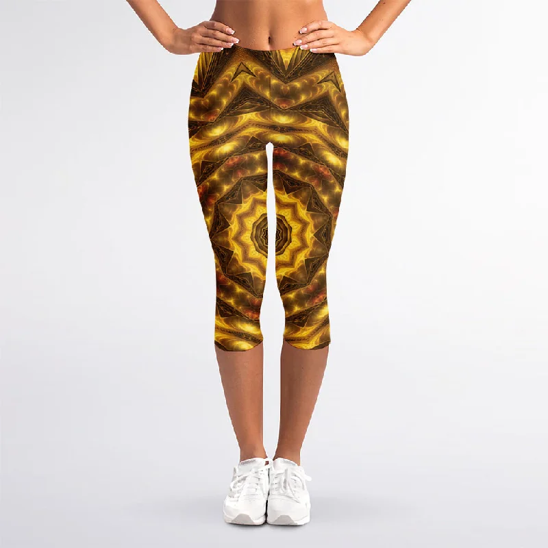 Golden Kaleidoscope Print Women's Capri Leggings Fashionable Leather-Look Leggings