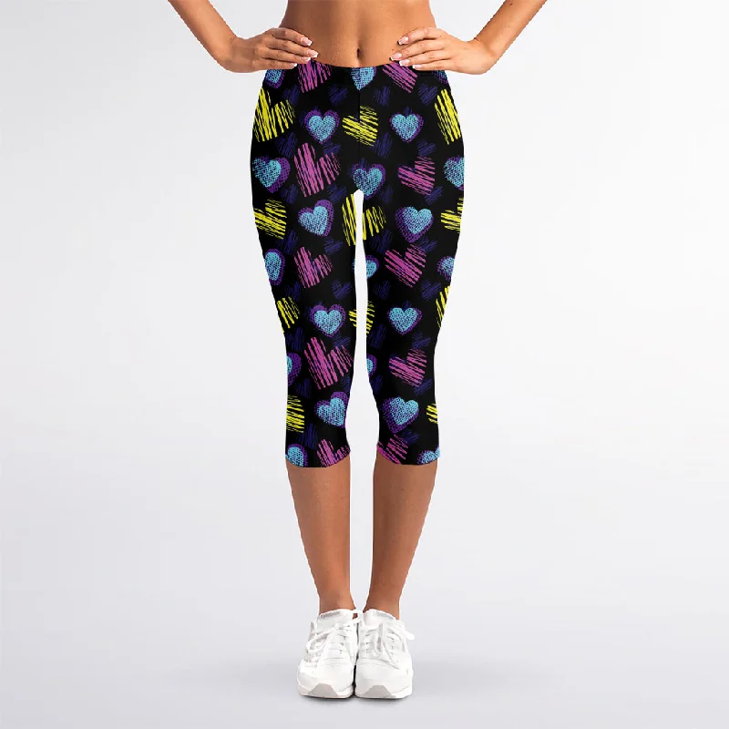 Graffiti Heart Pattern Print Women's Capri Leggings Trendy Black Mesh Leggings