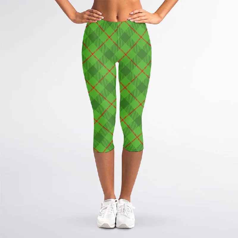Green And Red Plaid Pattern Print Women's Capri Leggings Elegant Black Leggings