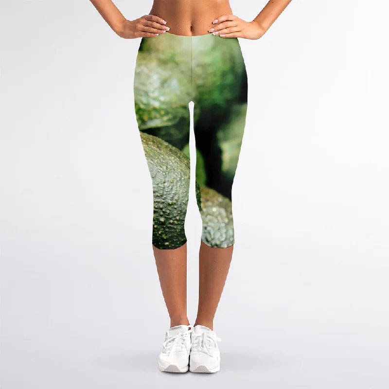 Green Avocado Print Women's Capri Leggings Trendy Colorblock Print Leggings