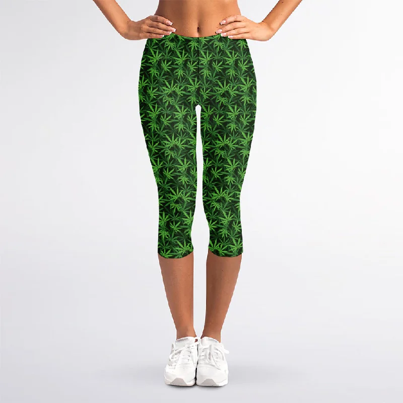 Green Pot Leaf Pattern Print Women's Capri Leggings Trendy Patterned Leggings