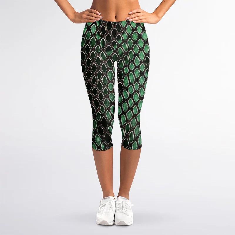 Green Snakeskin Print Women's Capri Leggings Comfortable Ribbed Sports Leggings