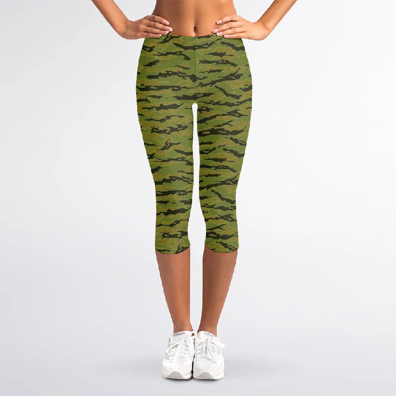 Green Tiger Stripe Camo Pattern Print Women's Capri Leggings Elegant Sheer Leggings