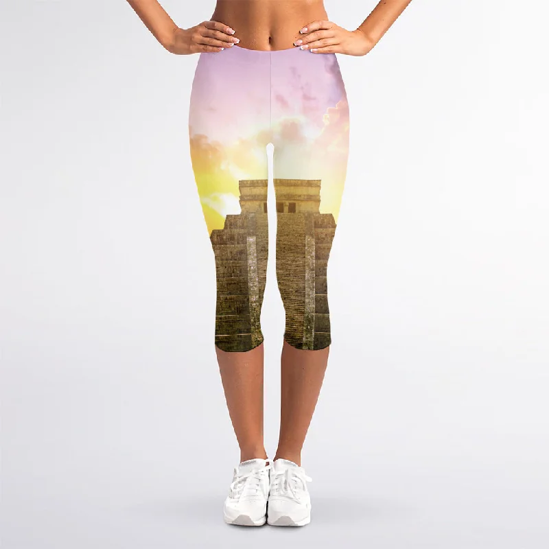 Mayan Civilization Print Women's Capri Leggings Fashionable Ribbed Knit Leggings