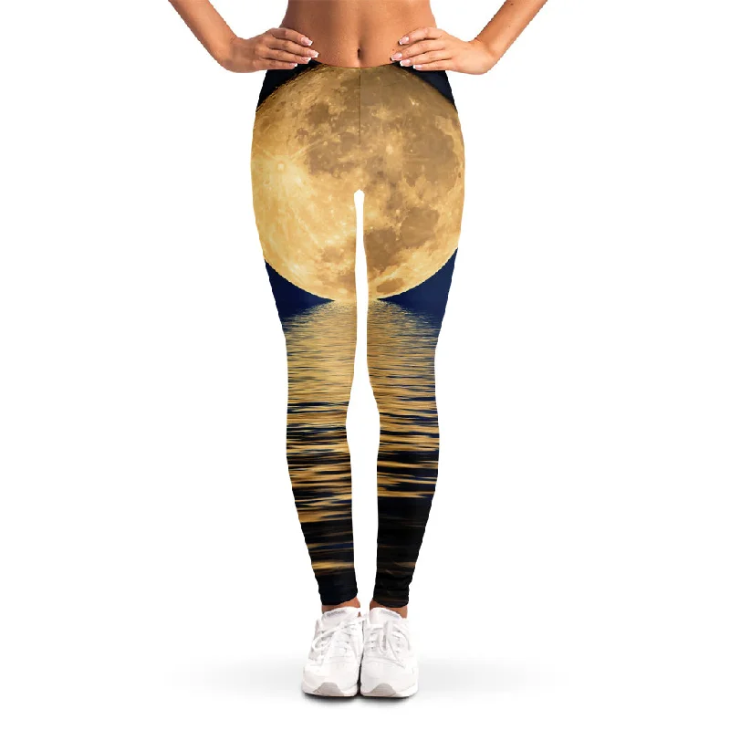 Moonlight On The Sea Print Women's Leggings Comfortable Workout Fitness Leggings