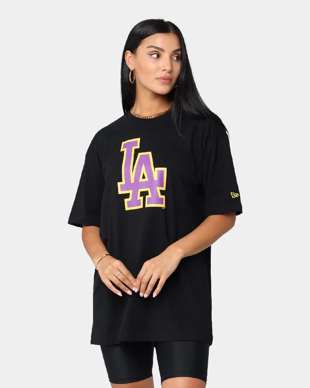 New Era Los Angeles Dodgers Oversized Crossover T-Shirt Black Notch Collar Peter Pan Collar Cowl Neck